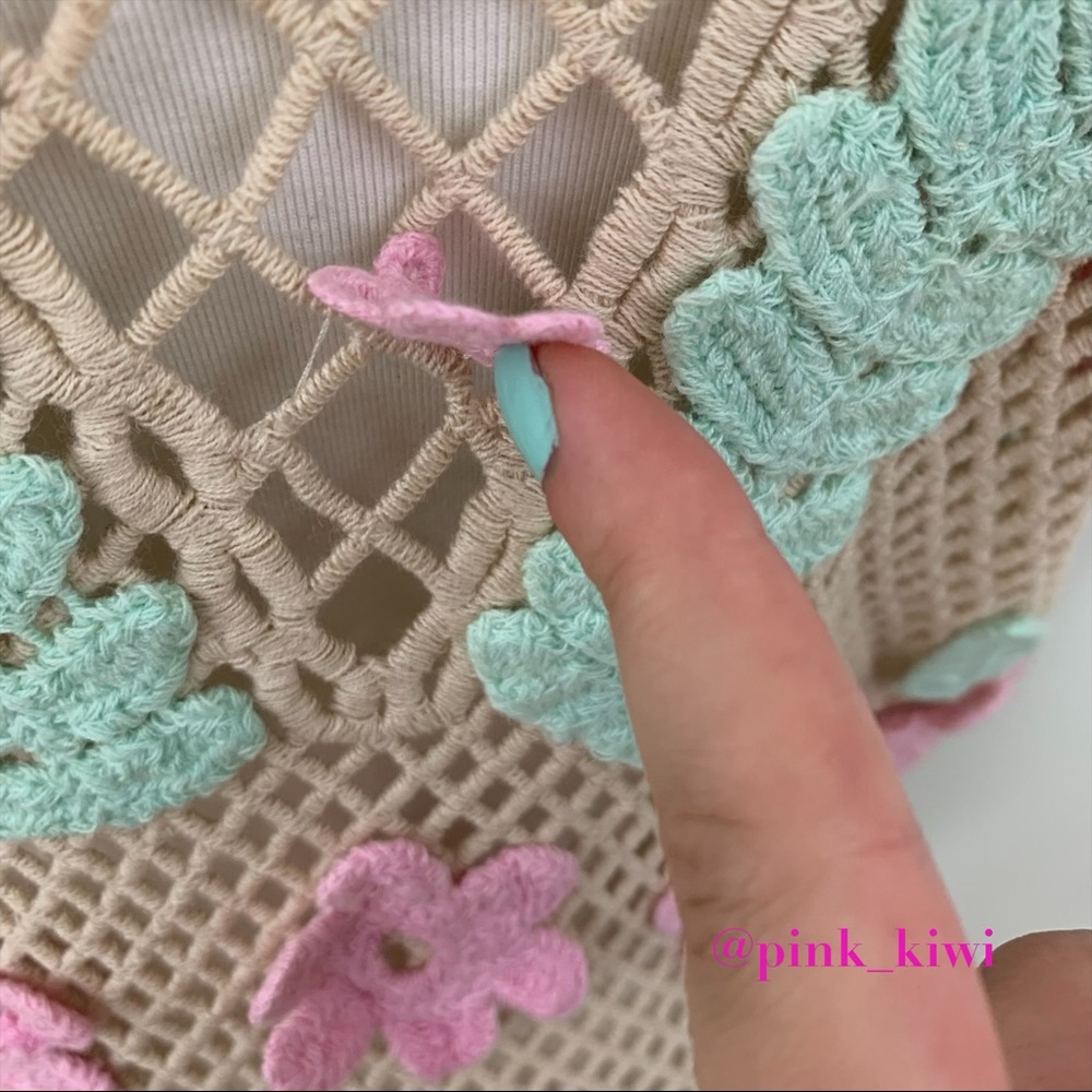 Wildfox Bloom Edita Crochet Top - Picture 8 of 17